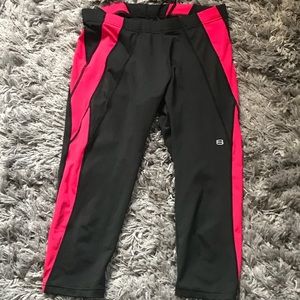 Layer 8 quick dry workout capris EUC